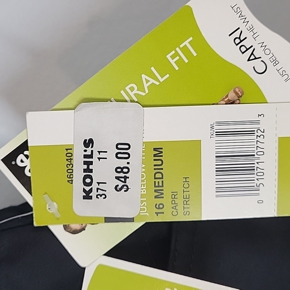 LEE Style UP Natural Fit pull on capris - Picture 3 of 8